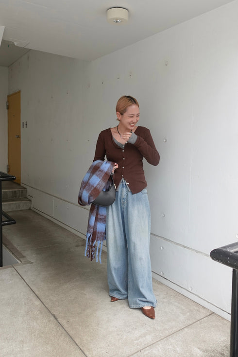 ニットフィットカーデ